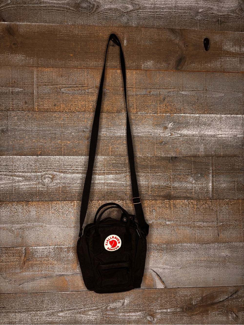 Fjallraven Kanken sling bag black crossbody bag small purse travel